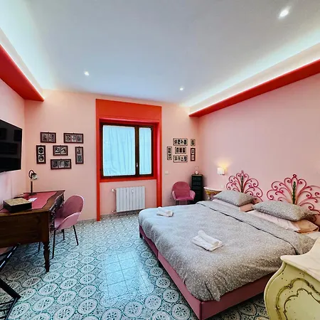 Yourhome - Maison Nicole & Marie 4* Σορέντο